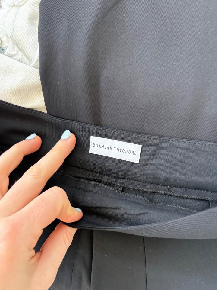 Scanlan Theodore Shorts - size 8