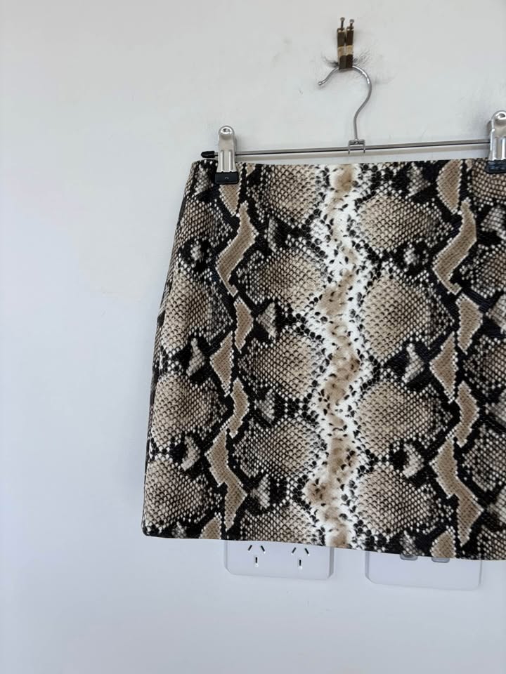 MOSSMAN Skirt - size 6 BNWT