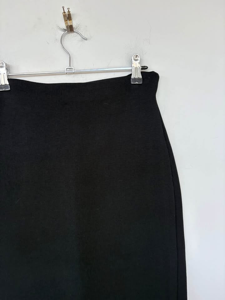 Scanlan Theodore Crepe Knit Skirt - size small