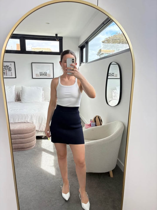 Scanlan Theodore Navy Mini Crepe Knit Skirt - size 6