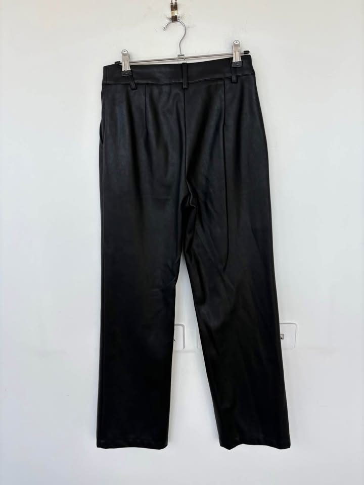 Venderbys Faux Leather Pant - size extra small