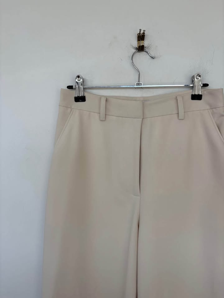 ELKA Collective Pants - size 8 BNWT