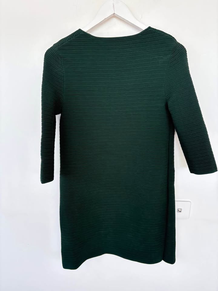 Camilla and Marc Mini Dress - size 8