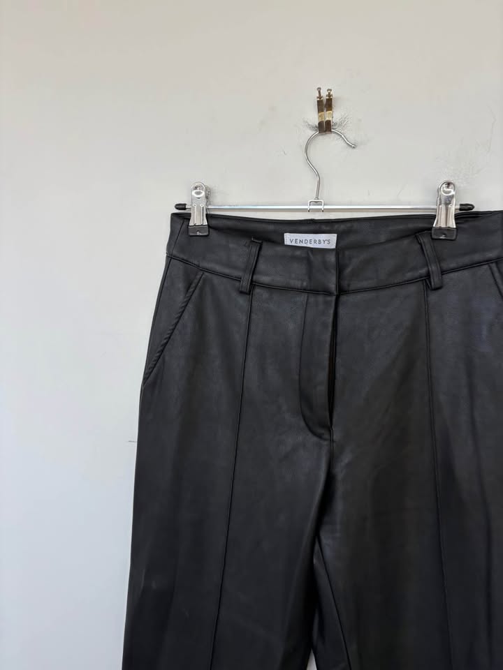 Venderbys Faux Leather Pant - size extra small