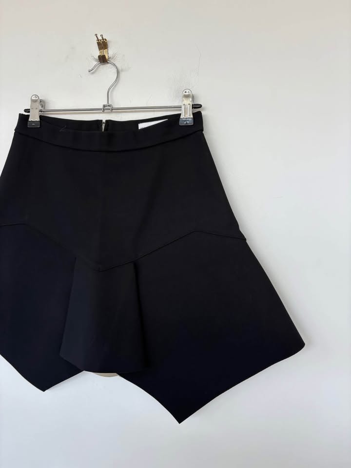Scanlan Theodore Cargo Skirt - size 8