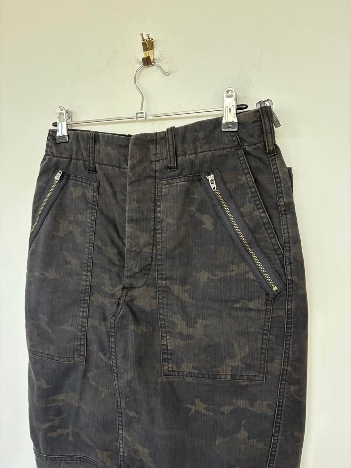 Scanlan Theodore Cargo Skirt - size 8