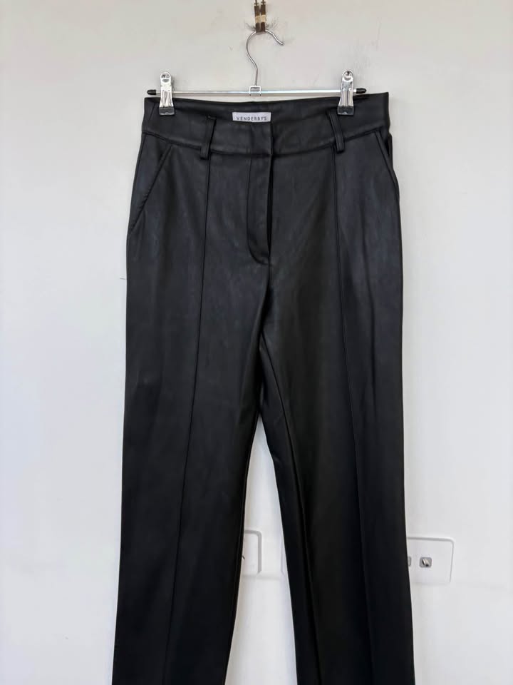 Venderbys Faux Leather Pant - size extra small