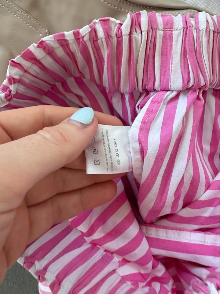 Maison Essential Shorts - size small