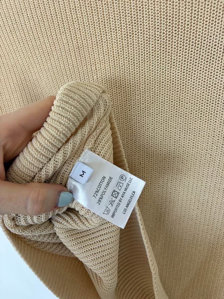 Aya Muse Knit - size medium