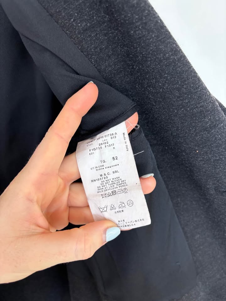 Emporio Armani Blazer - size 38 (10)