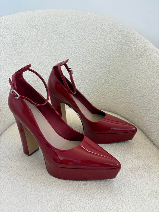 Wittner Heels - size 40