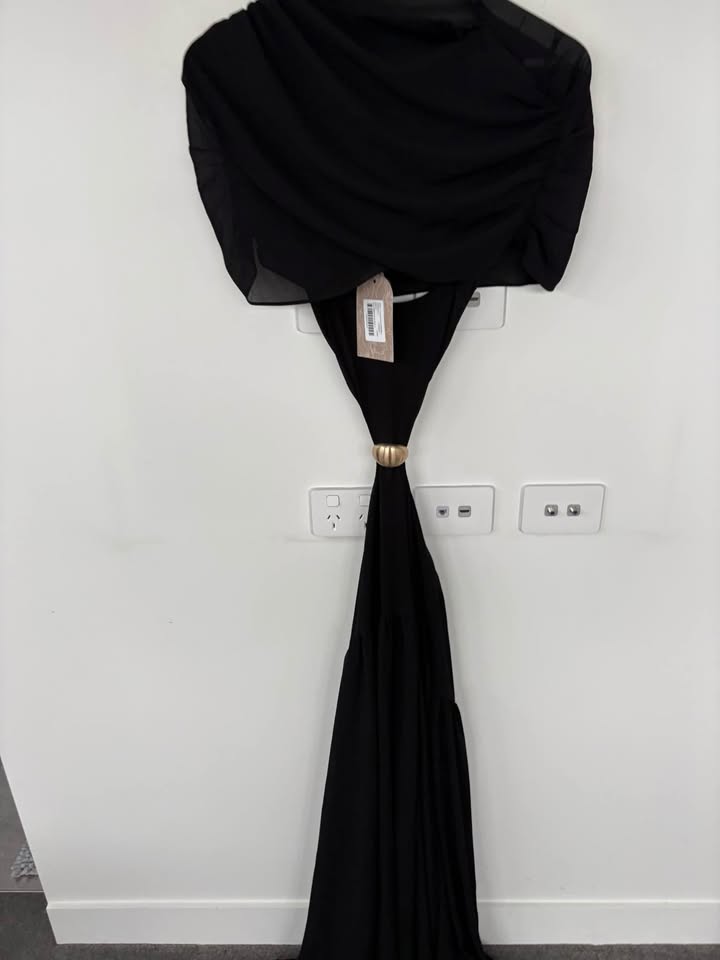 MESHKI Maxi Dress - size small BNWT