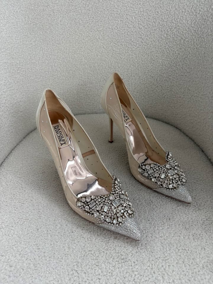 Badgley Mischka Heels - size 9.5