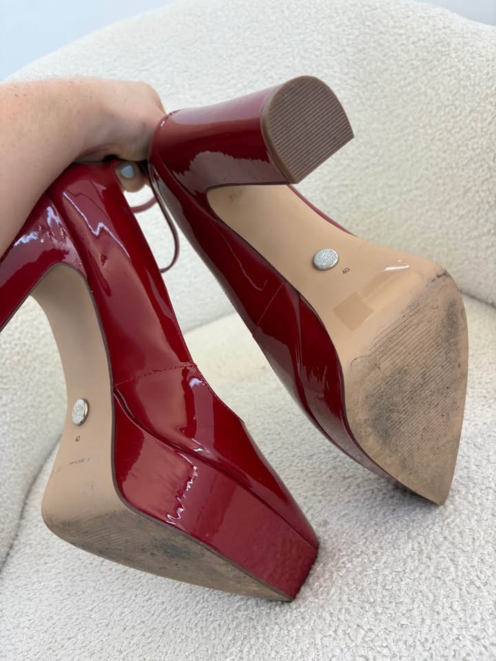 Wittner Heels - size 40