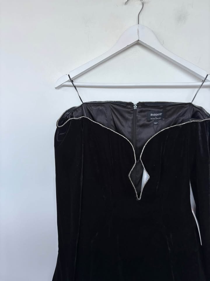 Bardot Mini Dress - size XS BNWT