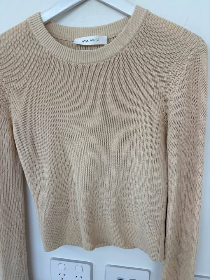 Aya Muse Knit - size medium