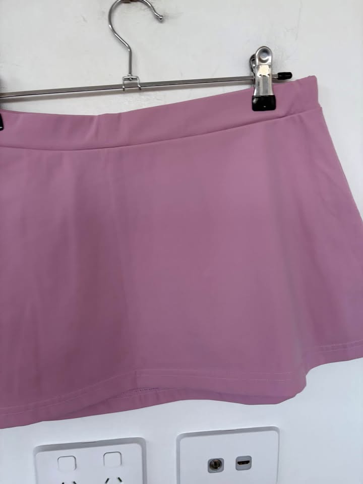 With Harper LU Mini Skirt - size small