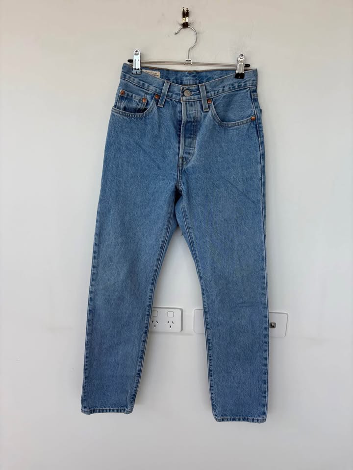 Levi’s Jeans - Size 24