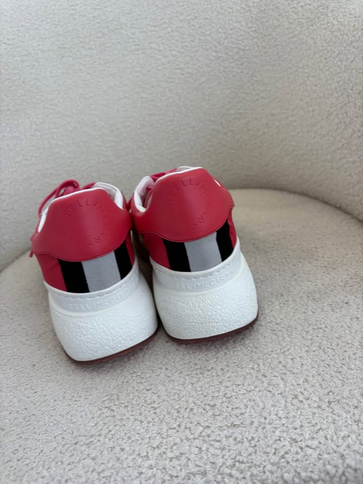 Stella McCartney Runner - size 39