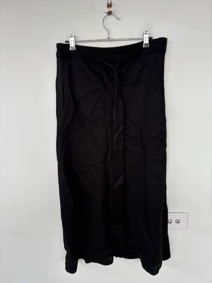 Lee Matthews Skirt - Size 2