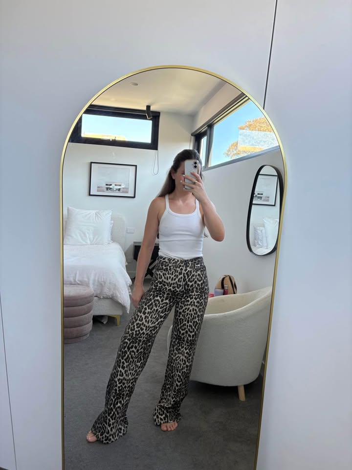 Ena Pelly Animal Print Jeans - Size 24