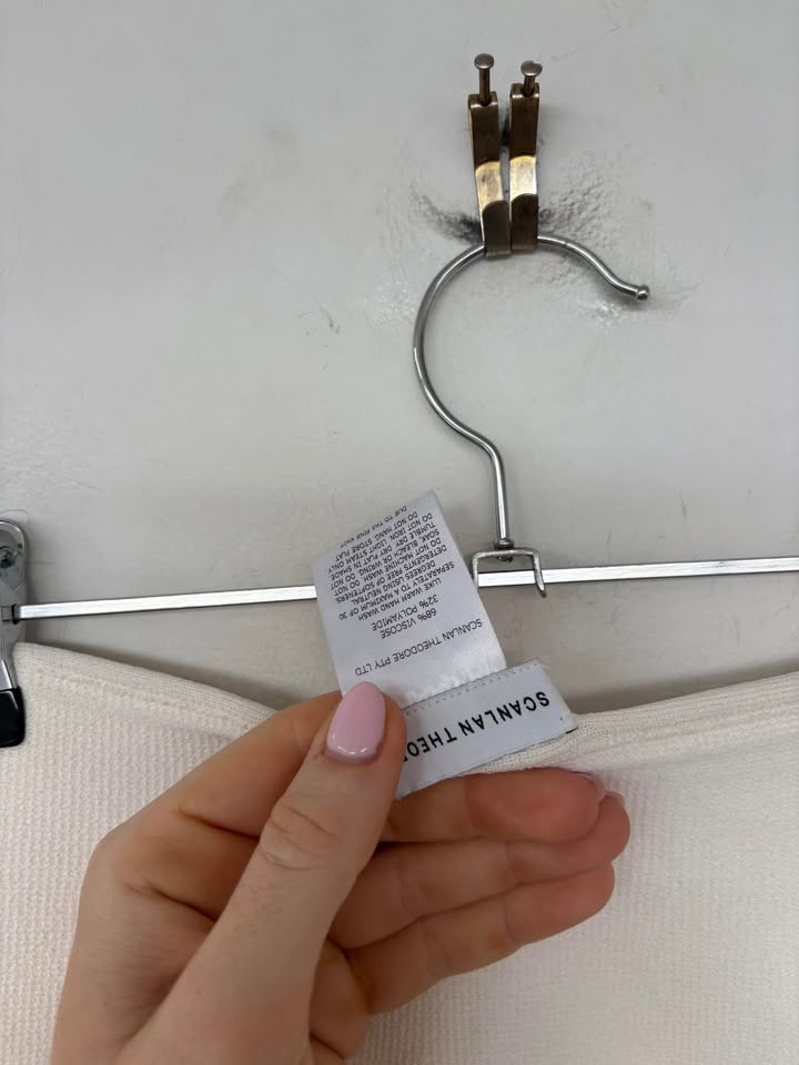 Scanlan Theodore Crepe Knit Skirt - Size Large