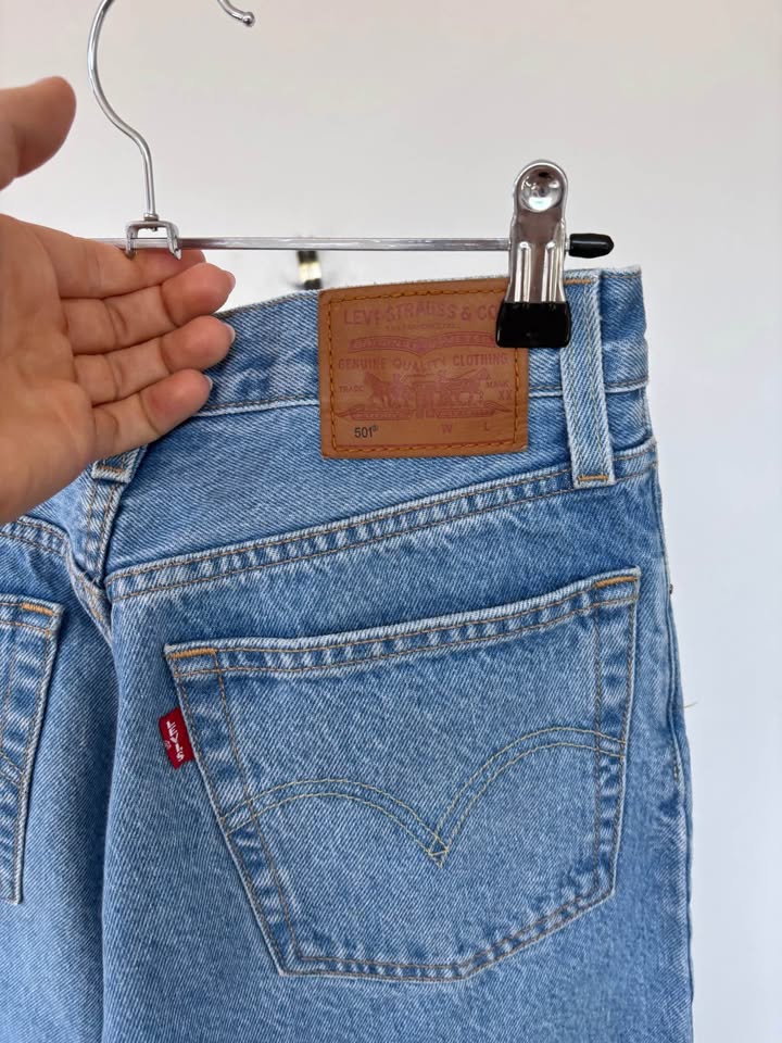 Levi’s Jeans - Size 24