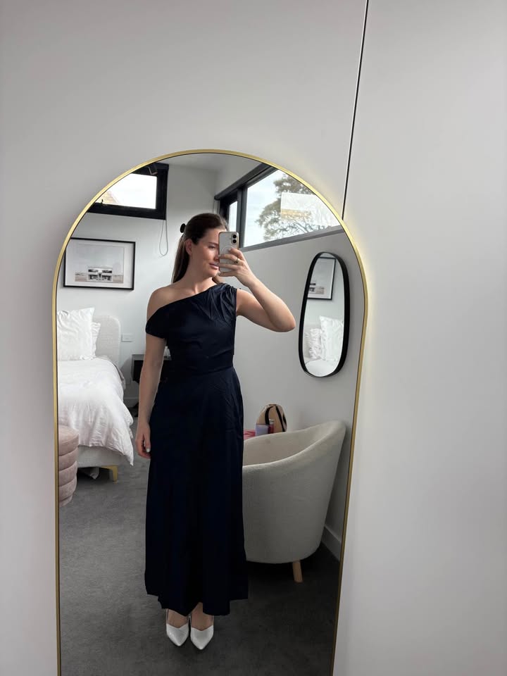 Review Dress - Size 6