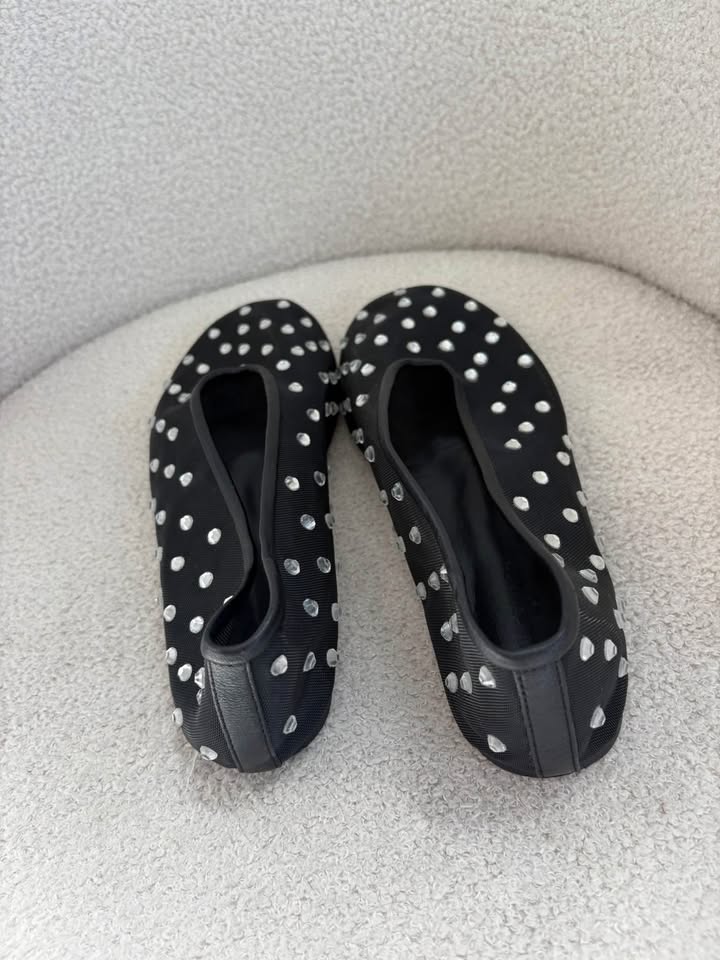 Tony Bianco Flats - Size 6.5