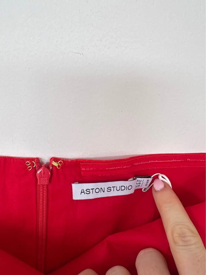 Aston Studio Dress - Size 6 BNWT