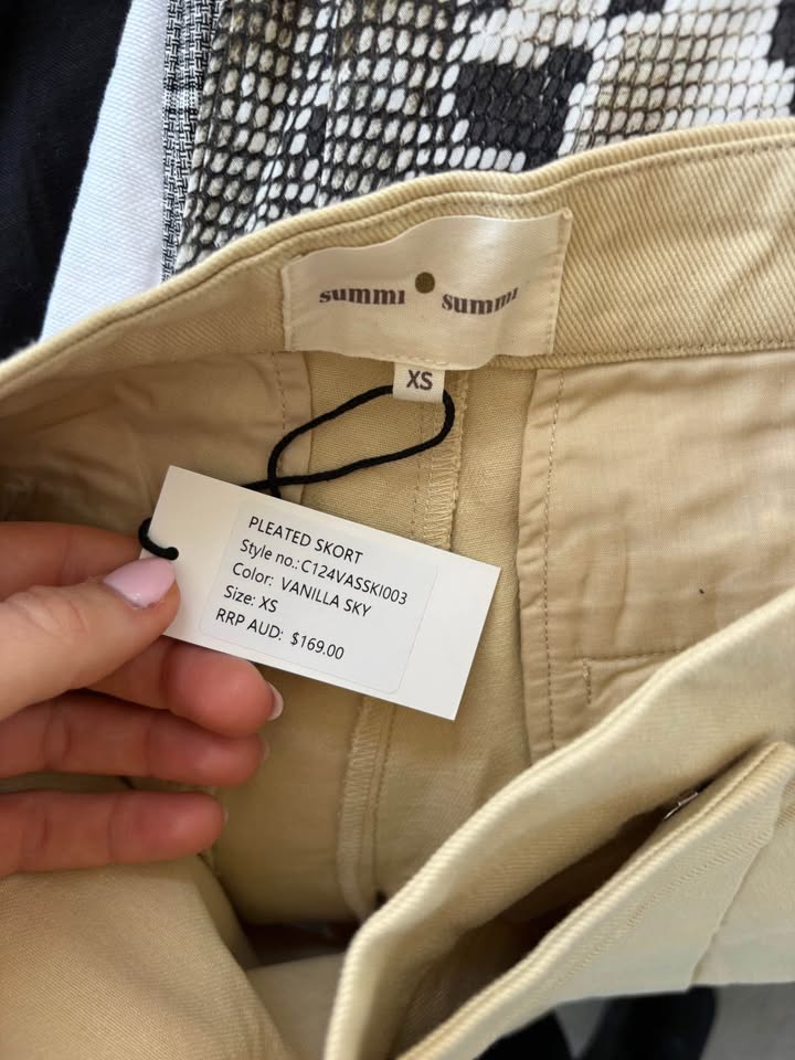 Summi Summi Skirt - Size XS BNWT