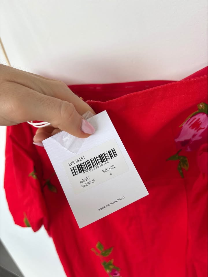 Aston Studio Dress - Size 6 BNWT