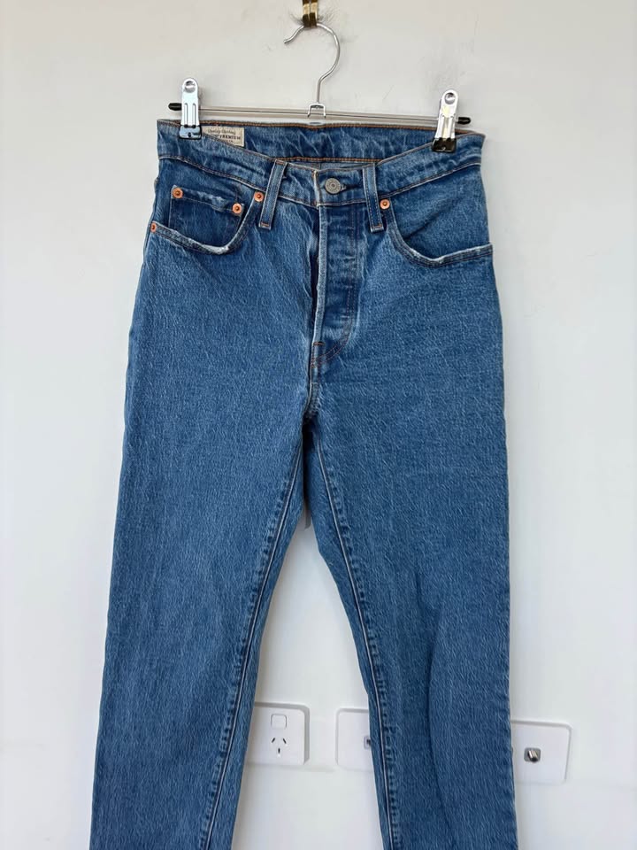 Levi’s Jeans - Size 24