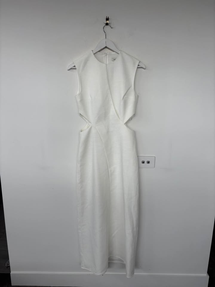 Camilla and Marc Maxi Dress - size 6 BNWT