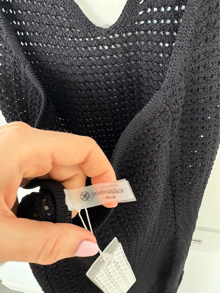 Devon Windsor Crochet Dress - size medium BNWT