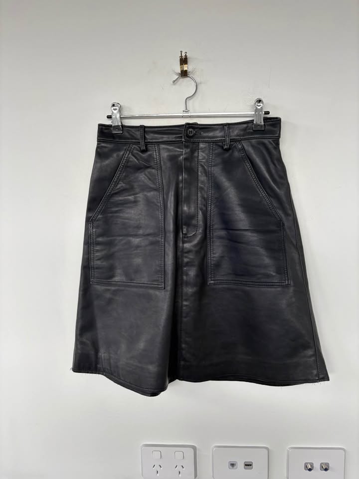 Scanlan Theodore Leather Navy Skirt - size 6