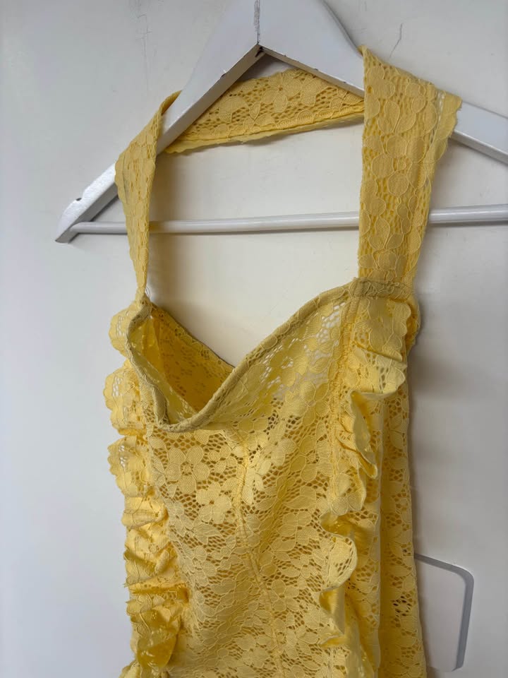 Decondurate Yellow Lace Set - size 6