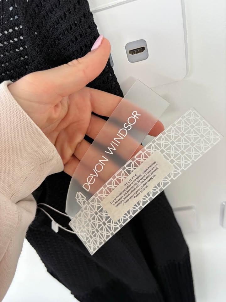 Devon Windsor Crochet Dress - size medium BNWT