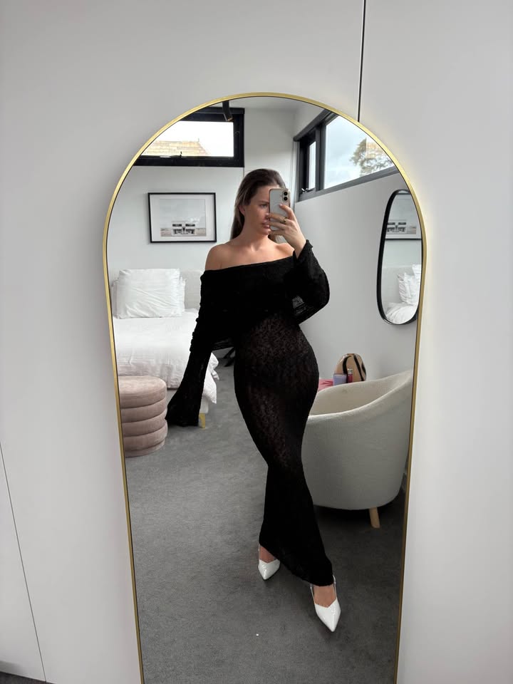 MESHKI Maxi Dress - size xs BNWT