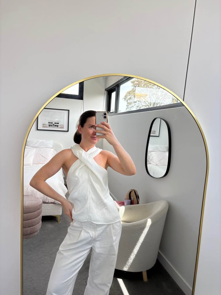 Anna Quan Top - size 12