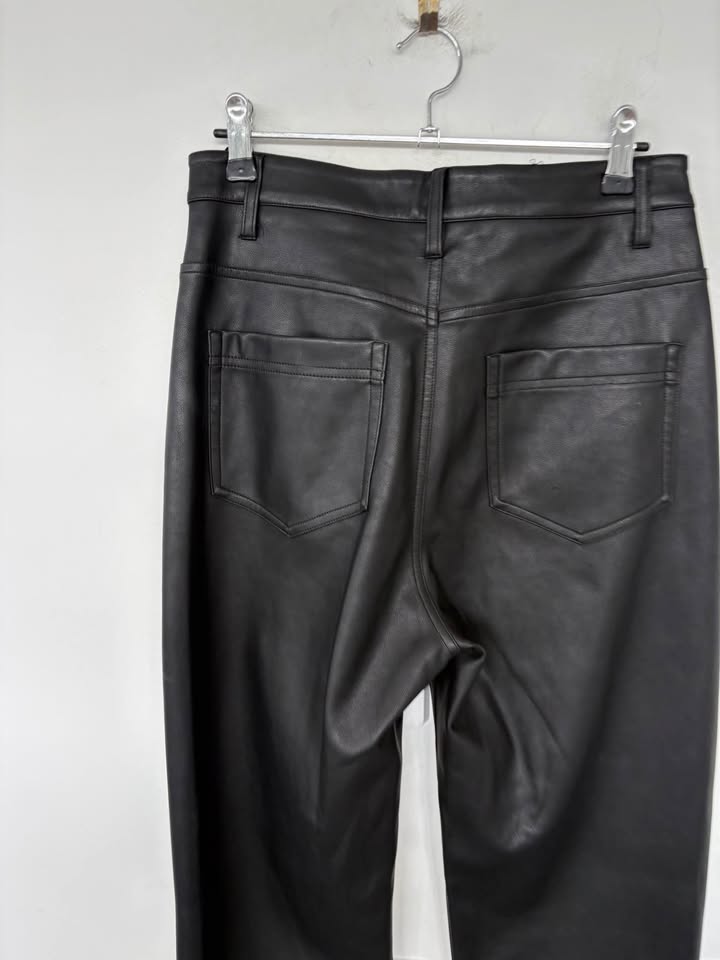 Venderby Faux Leather Pant - size S