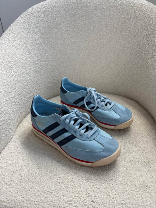 Adidas Runners - size 41 1/3