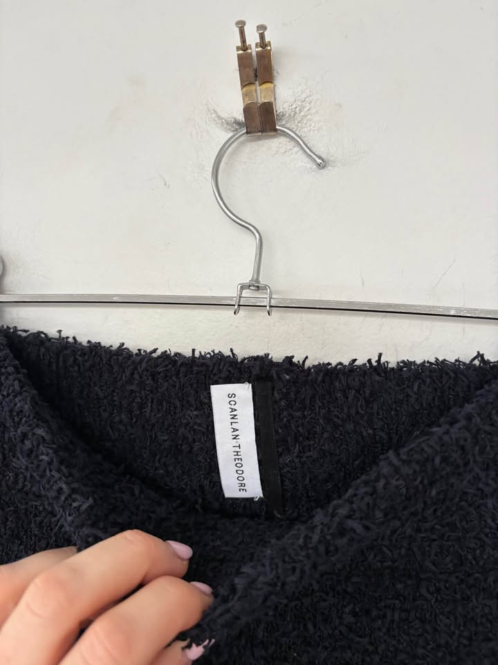 Scanlan Theodore Fluffy Skirt - size medium