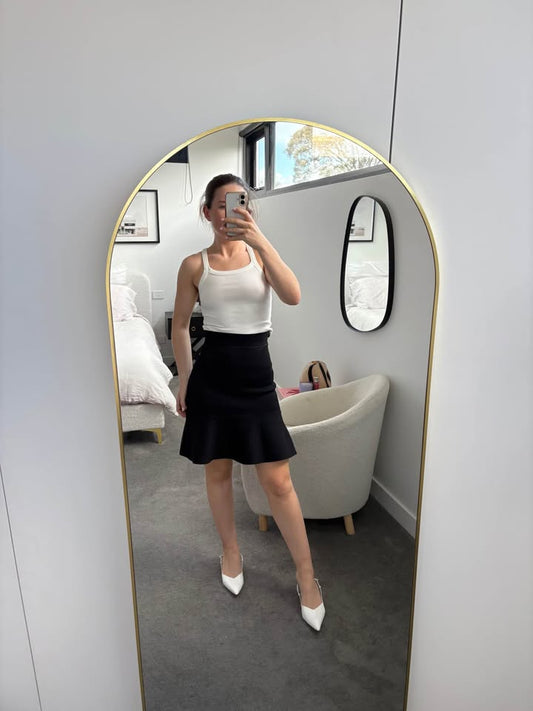 Scanlan Crepe Knit Skirt - size small