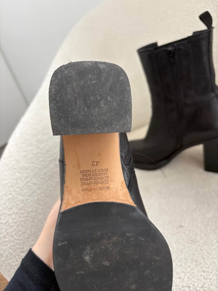 Edward Meller Boots - size 42