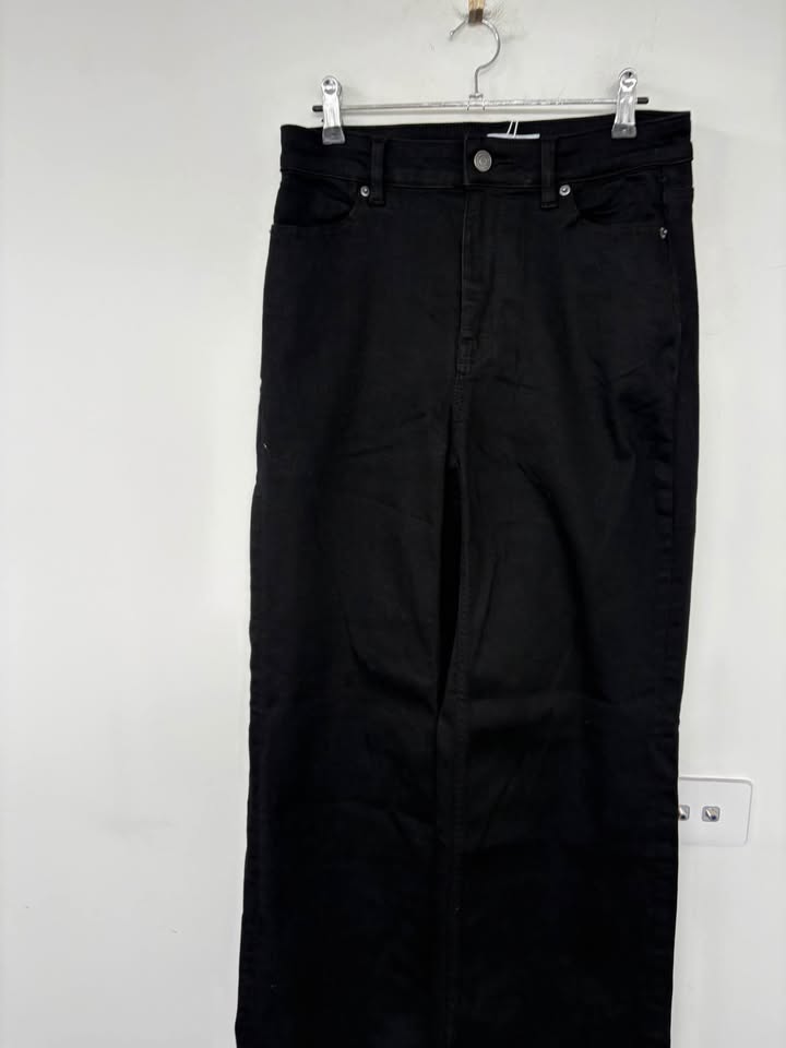 Ninepine Jeans - size small Bnwt