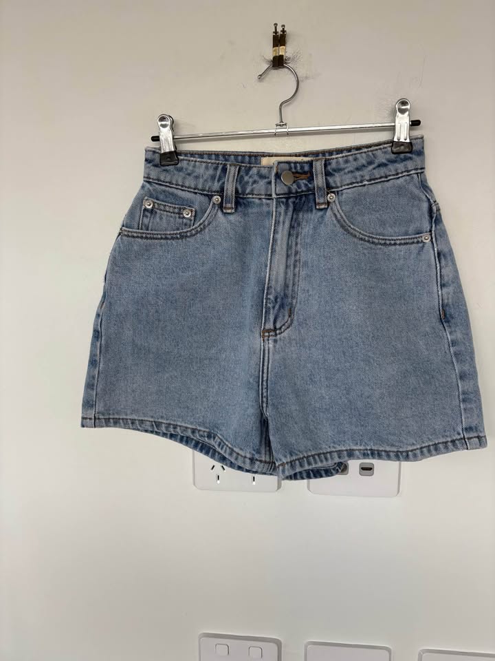 Nude Lucy Shorts - size 24