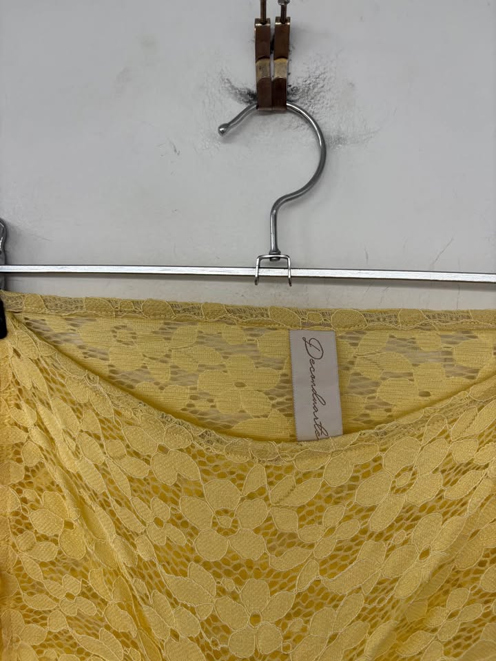 Decondurate Yellow Lace Set - size 6