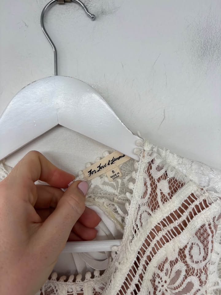 For love & Lemons Mini - size small