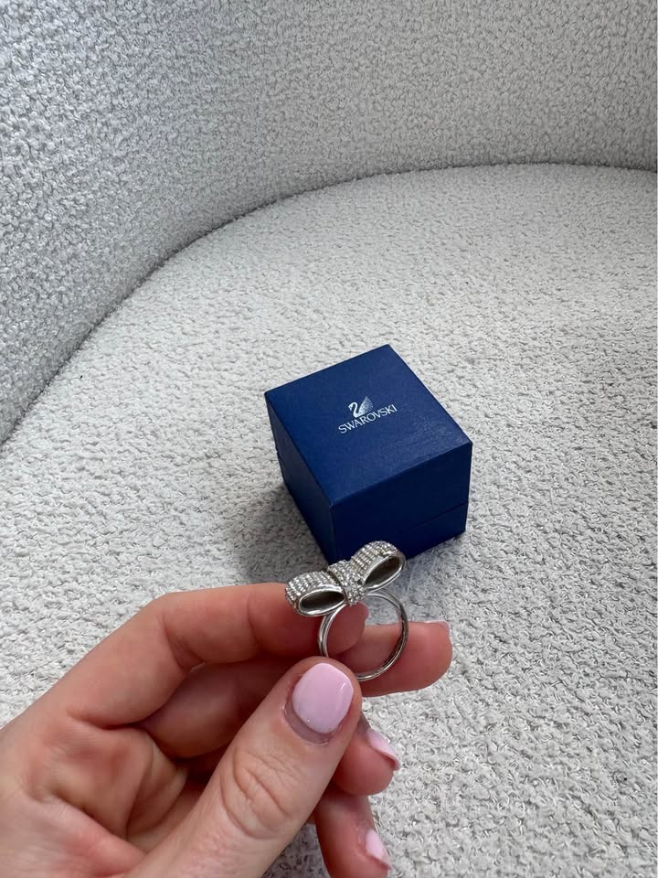 Swarovski Ring